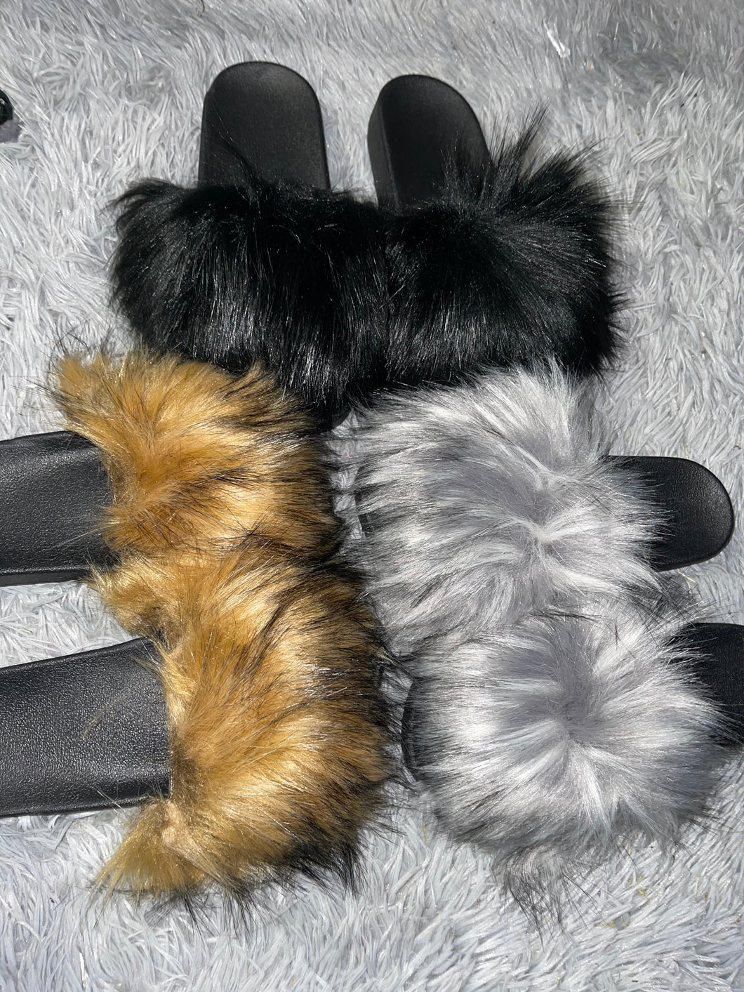 Faux fur slipper